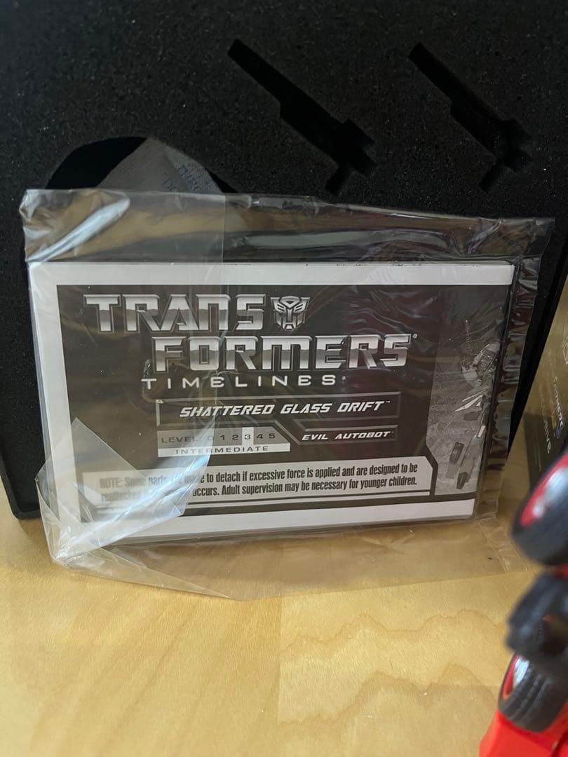 トランスフォーマー　TFCC限定　シャッタードグラス・ドリフト