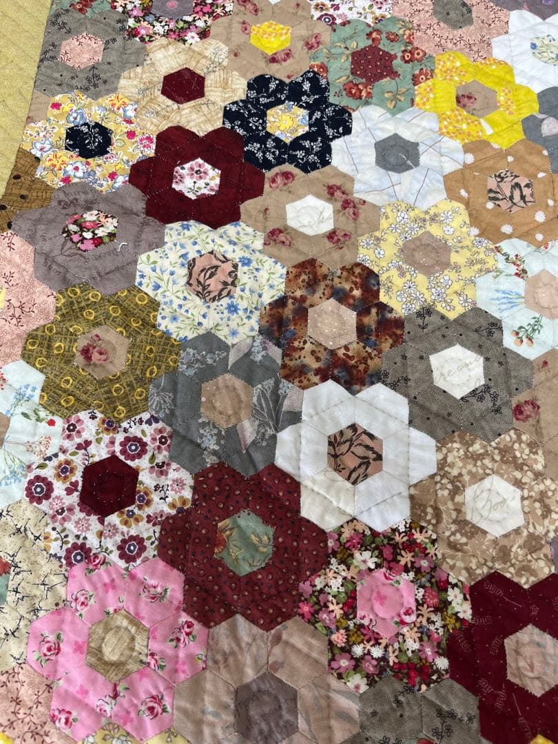 ヘキサゴン　パッチワーク　タペストリー　ハンドメイド