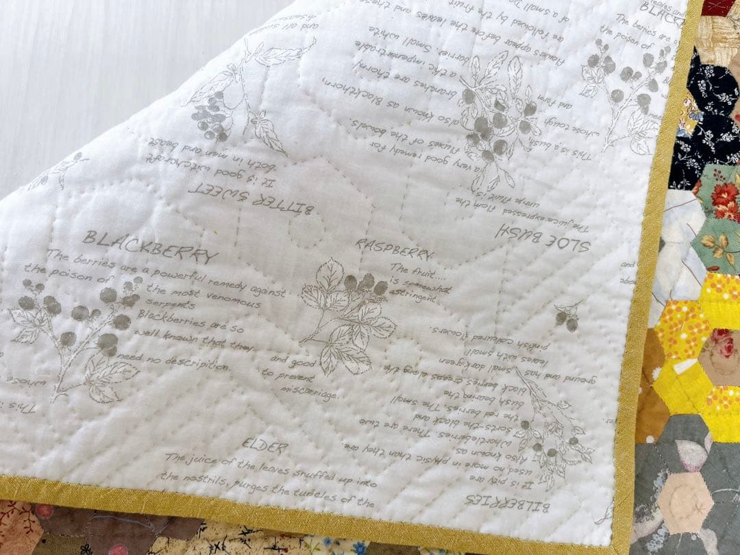 ヘキサゴン　パッチワーク　タペストリー　ハンドメイド