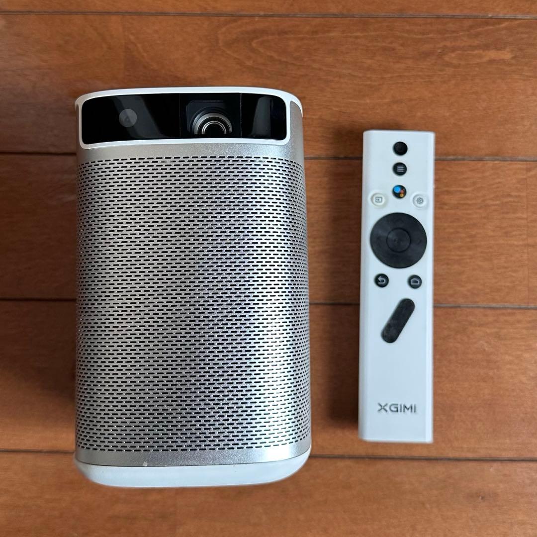 XGIMI MoGo Proプロジェクター 本体＋三脚＋ケース付