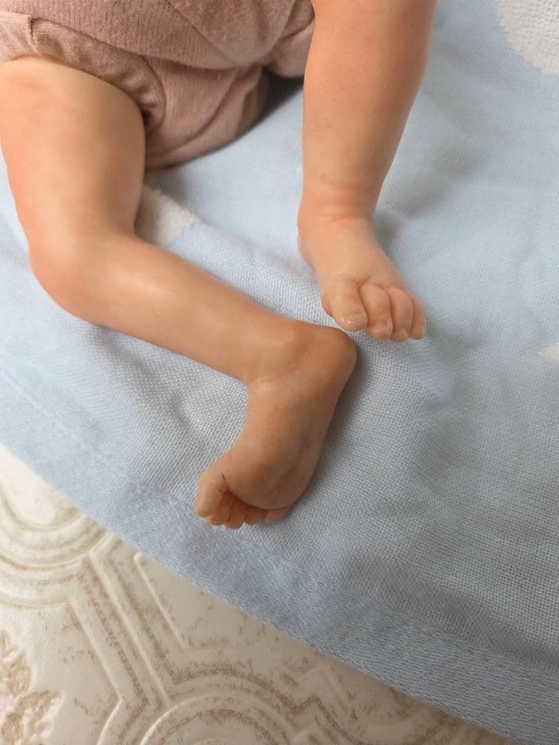 リボーンドール　未熟児　約37cm　体重軽めの小さいサイズ　くたくたベビー