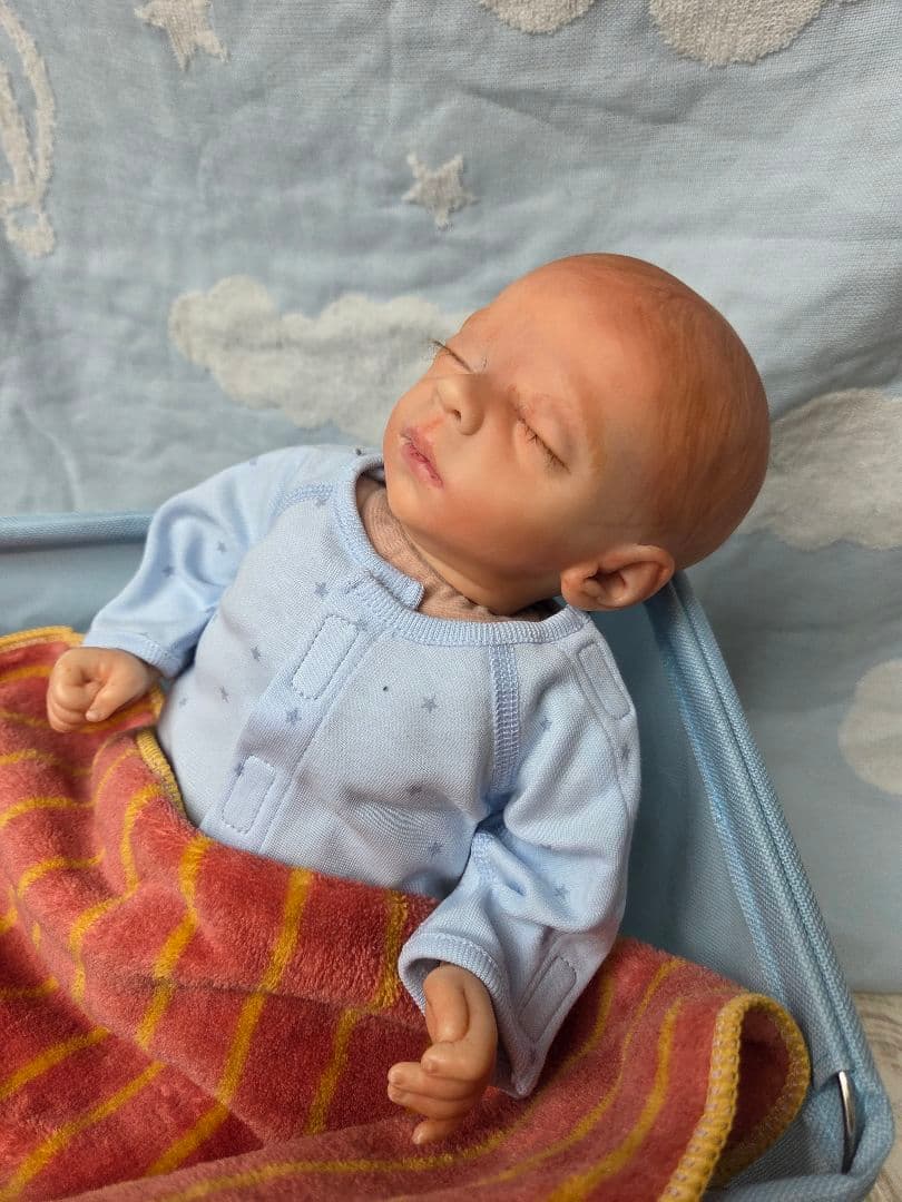 リボーンドール　未熟児　約37cm　体重軽めの小さいサイズ　くたくたベビー