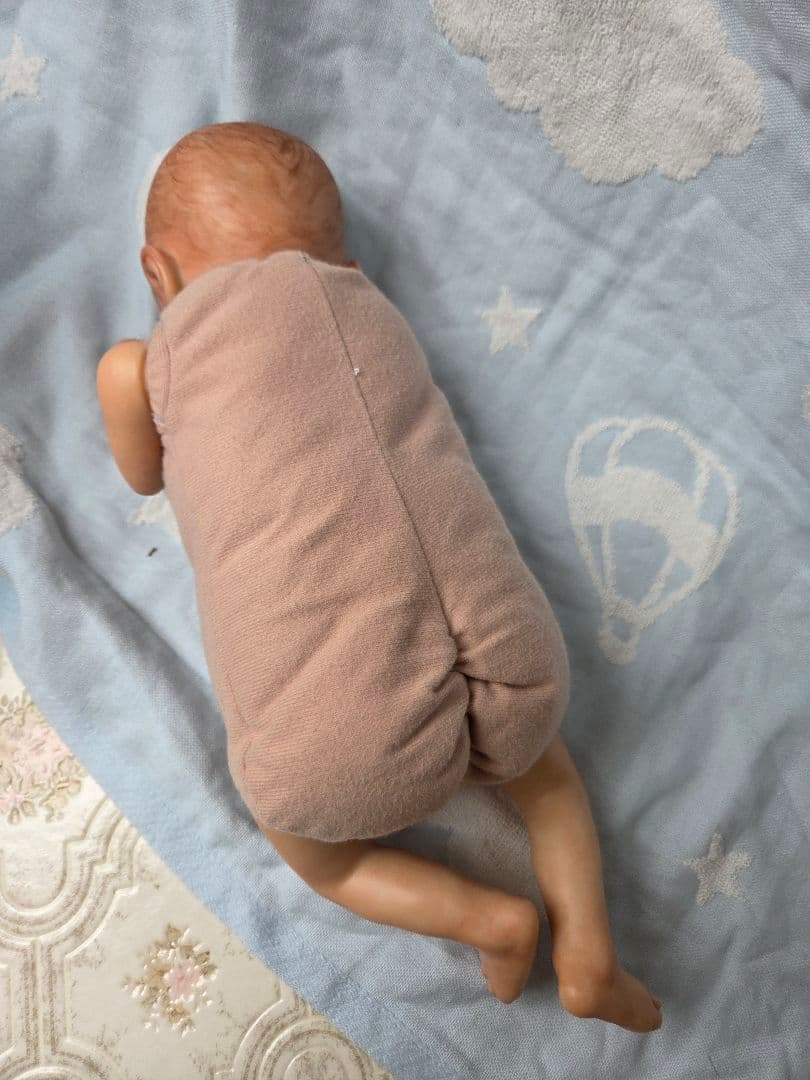 リボーンドール　未熟児　約37cm　体重軽めの小さいサイズ　くたくたベビー