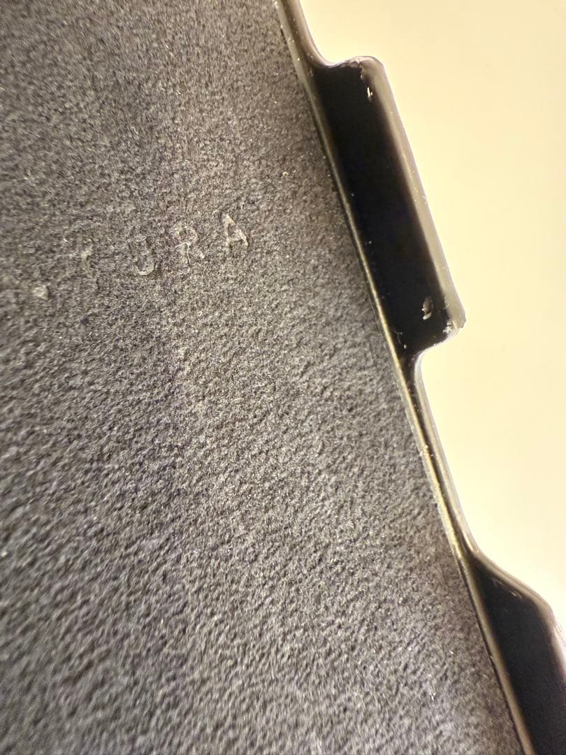ボナベンチュラiPhone 16 Pro Max ハンドル付きバックカバーケース