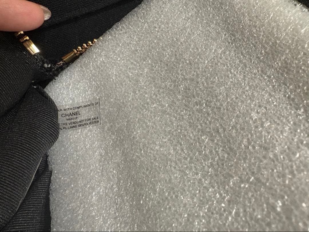 CHANEL ノベルティ　ベルベット　ポーチ　ポシェット　ショルダーバッグ