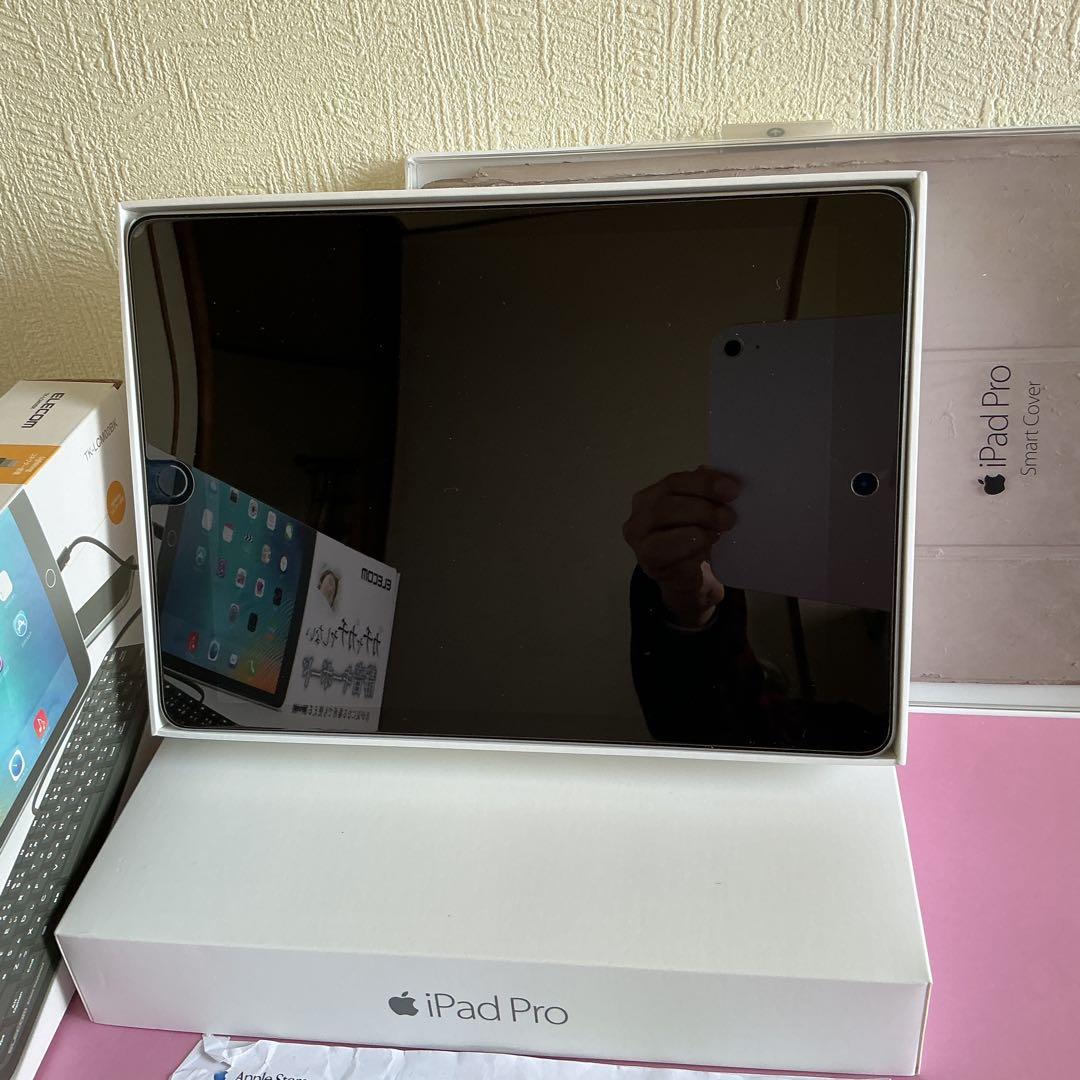 【美品完動品】iPad Pro 9.7 128GB 純正付属品付【キーボード付】