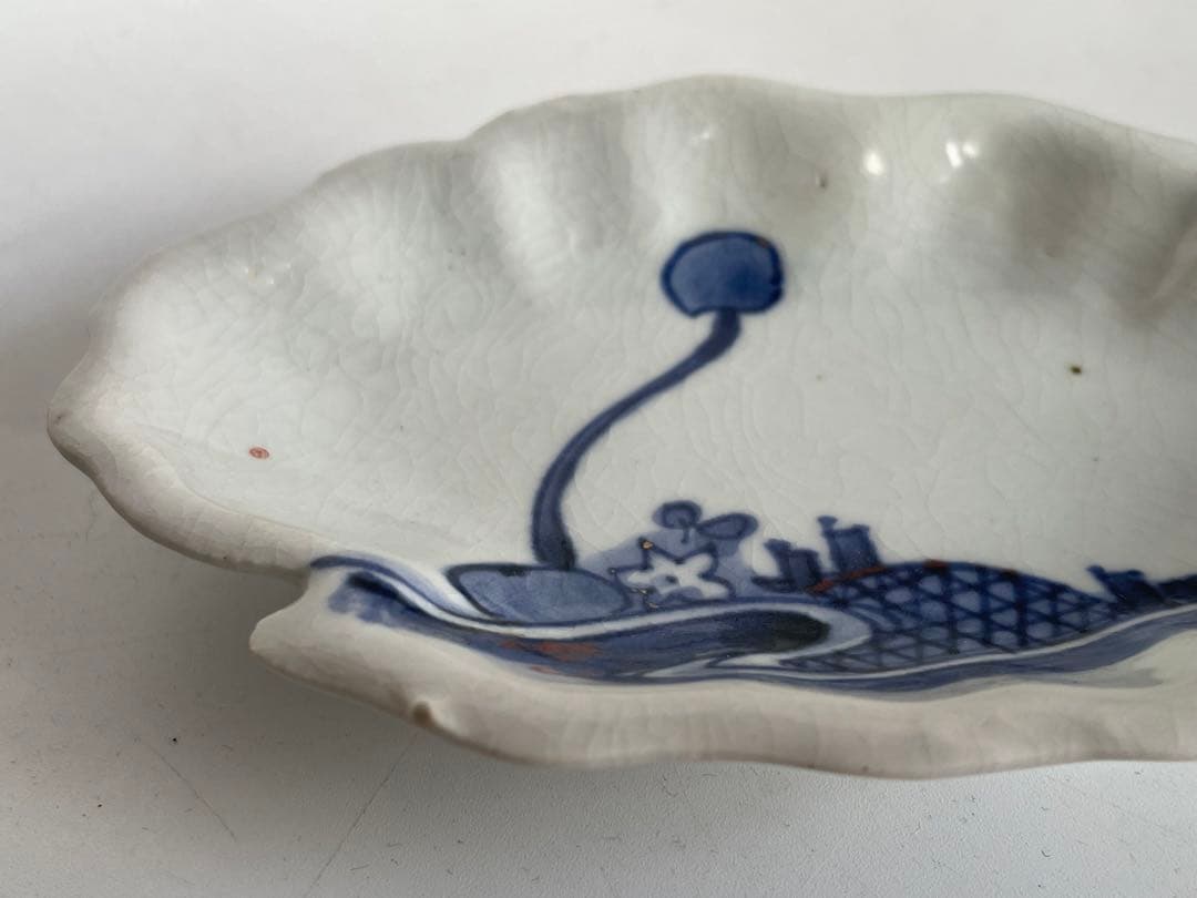 骨董　アンティーク　古九谷金銀彩　蛇籠文様　葉形　皿　変形皿　甘手