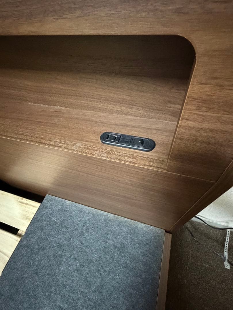 シモンズ　シングルベッドフレーム