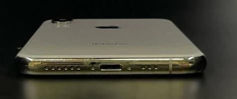 Phone XS 64GB Silver au 動作確認済
