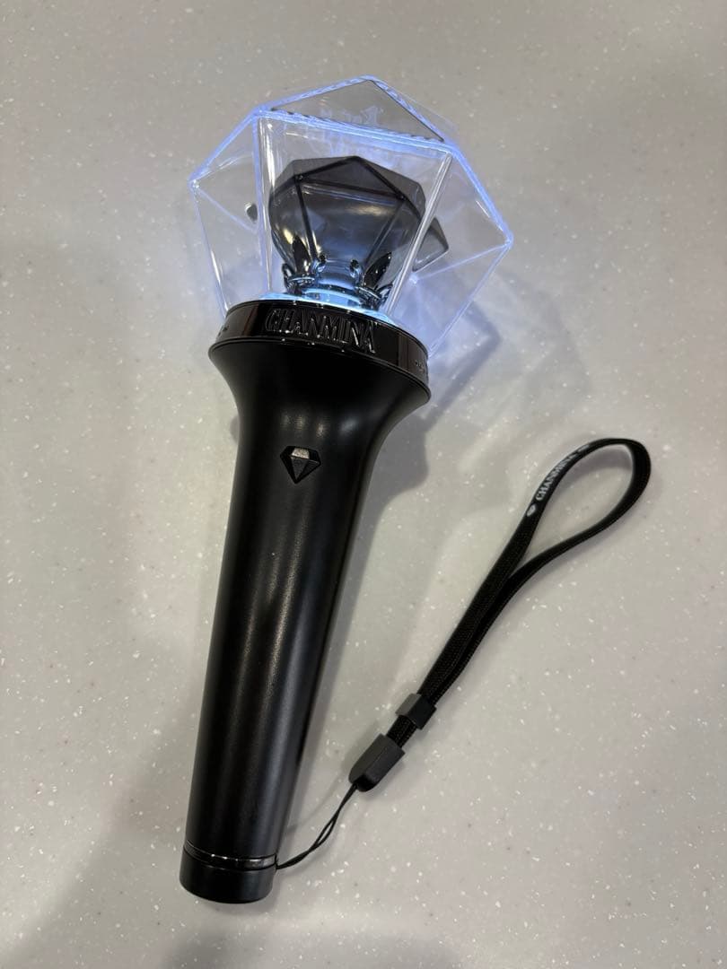 今日まで値下げ！ちゃんみな　ペンライト　銀テ