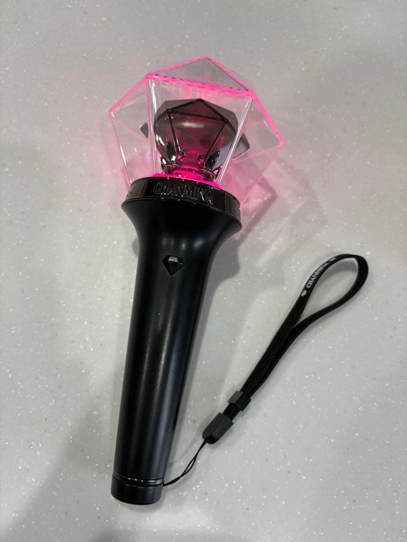 今日まで値下げ！ちゃんみな　ペンライト　銀テ