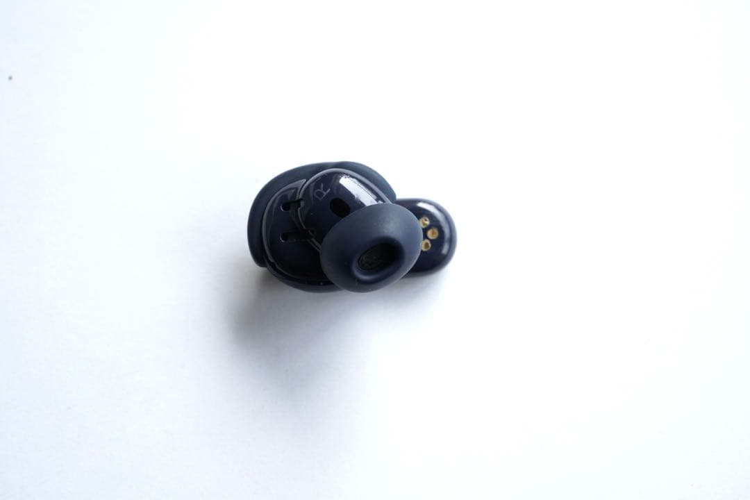 ジャンク　Bose QuietComfort® Earbuds II ケース付