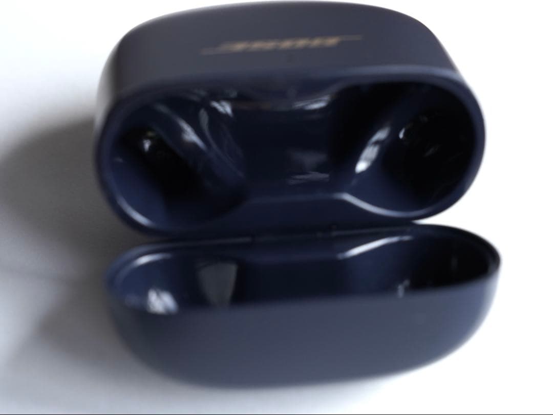 ジャンク　Bose QuietComfort® Earbuds II ケース付