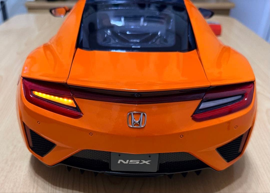 ディアゴスティーニ　HONDA NSX 1/8スケール　完成品