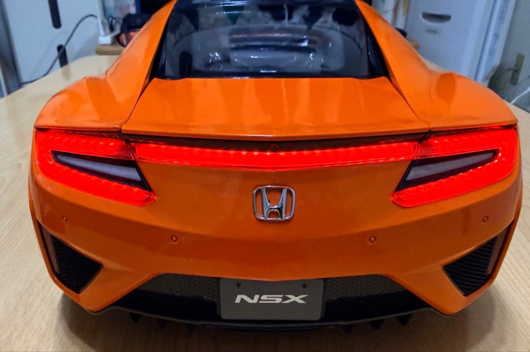 ディアゴスティーニ　HONDA NSX 1/8スケール　完成品