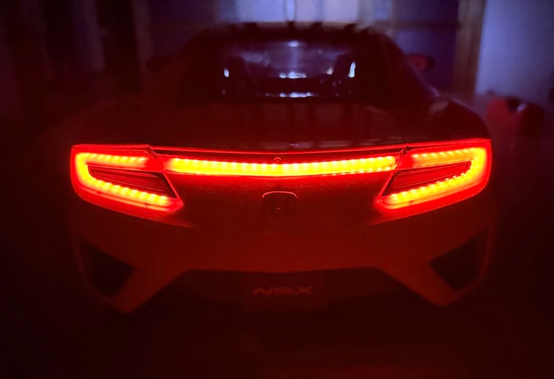 ディアゴスティーニ　HONDA NSX 1/8スケール　完成品