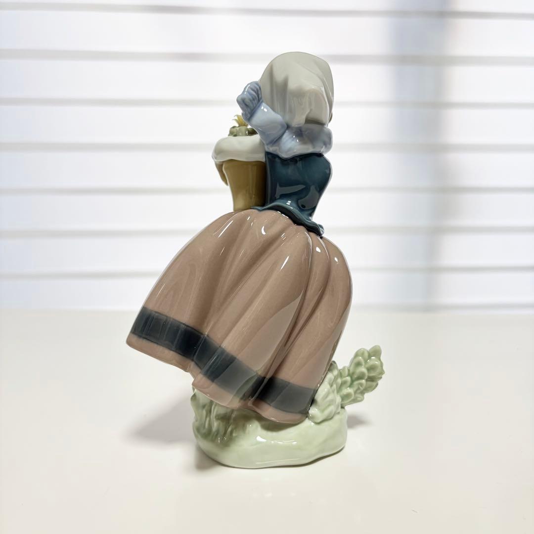 【美品】LLADRO リヤドロ 春が来た #5223 陶器 置物 フィギュリン