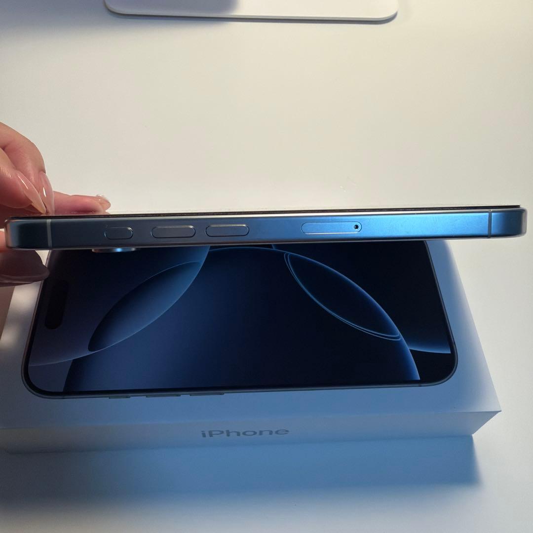 iPhone16pro 512gb ホワイト