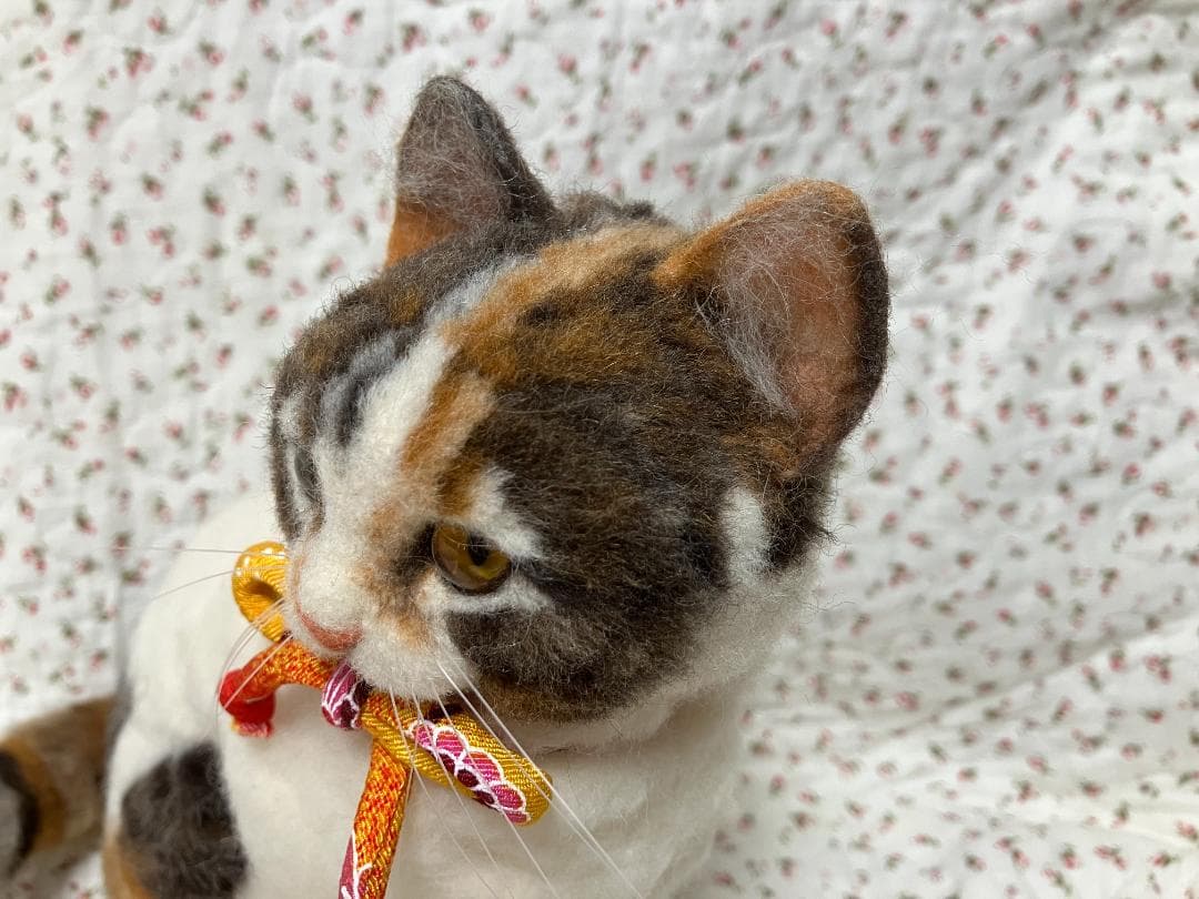 羊毛フェルト　古風な三毛猫