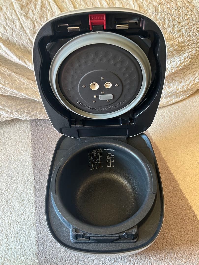 TIGER 圧力IH炊飯器 熱封土鍋コーティング 5.5合炊き