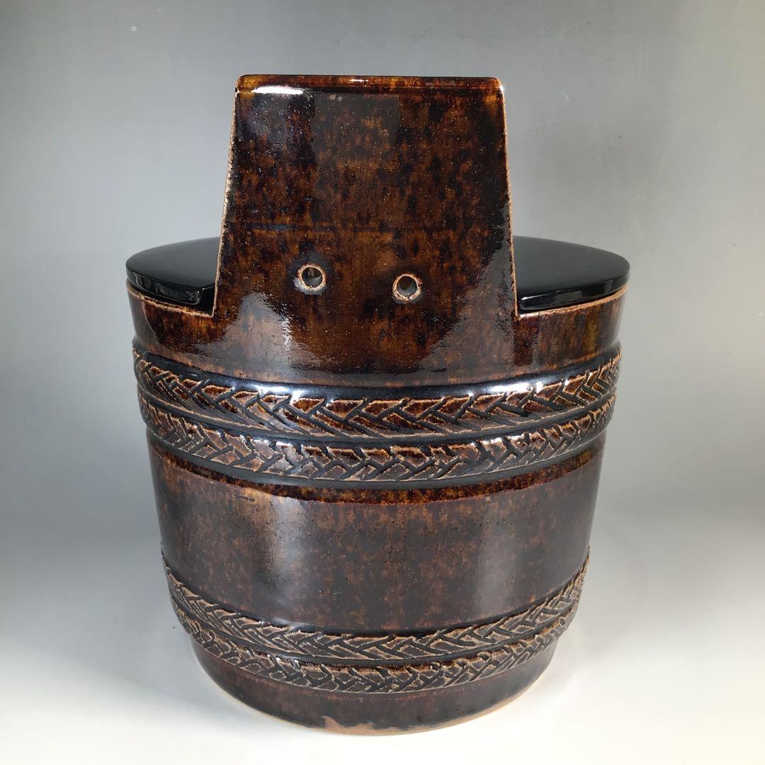 Ｎ４２４　水指　『膳所焼』『淡海ぜぜ　陽炎園造』『手桶水指』　共箱　茶道具