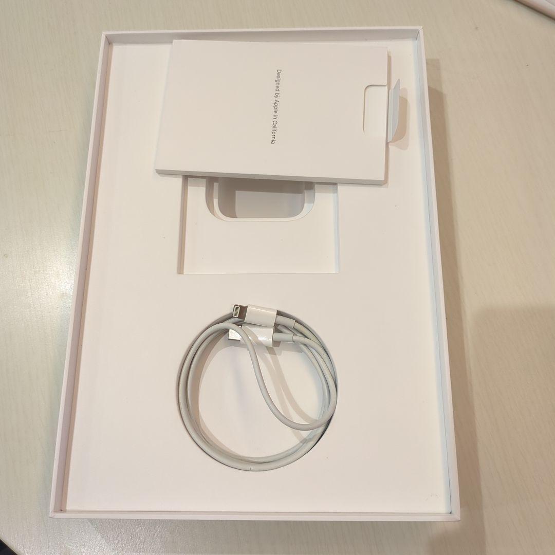 iPad AIR3 64GB WiFiモデル　ゴールド　バッテリー最大容量81%