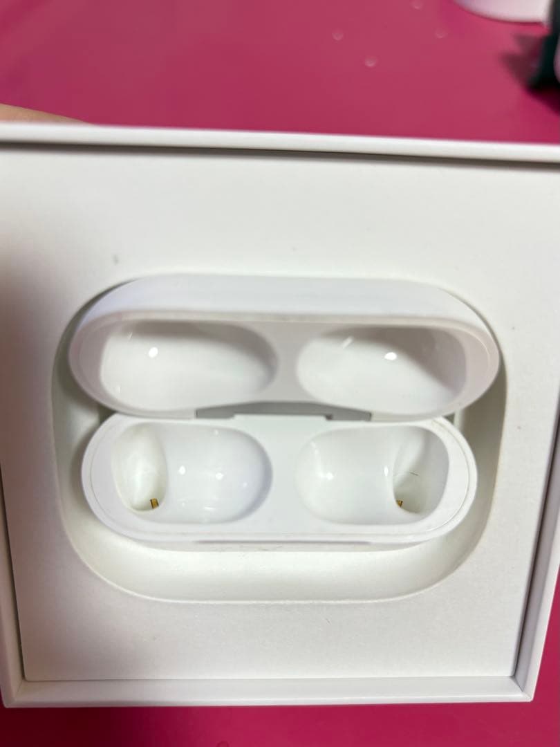 AirPods Pro 本体 ホワイト 純正品 箱付き