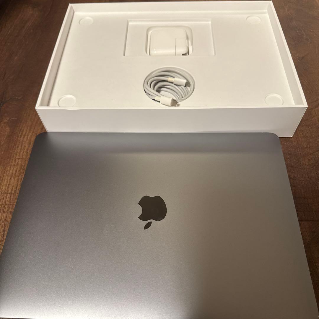 MacBook Air M1チップ搭載 13インチ 512GB