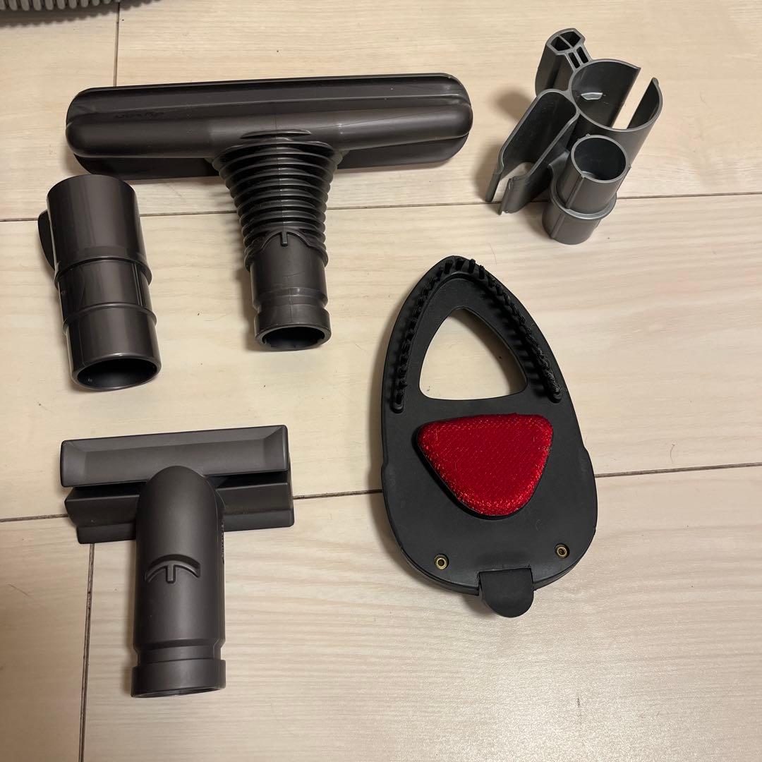 Dyson ダイソン　DC26 掃除機 本体　美品フローリング用ヘッド付き