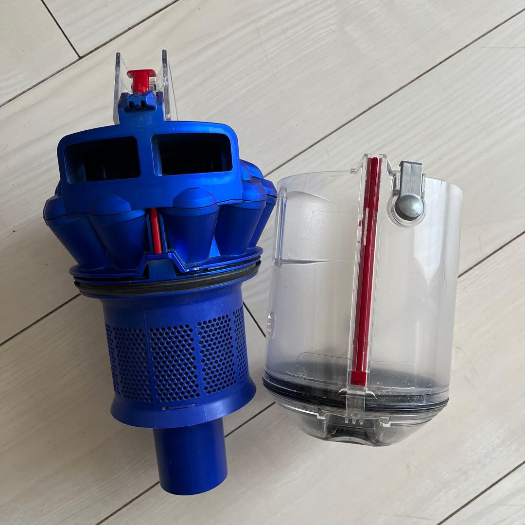 Dyson ダイソン　DC26 掃除機 本体　美品フローリング用ヘッド付き