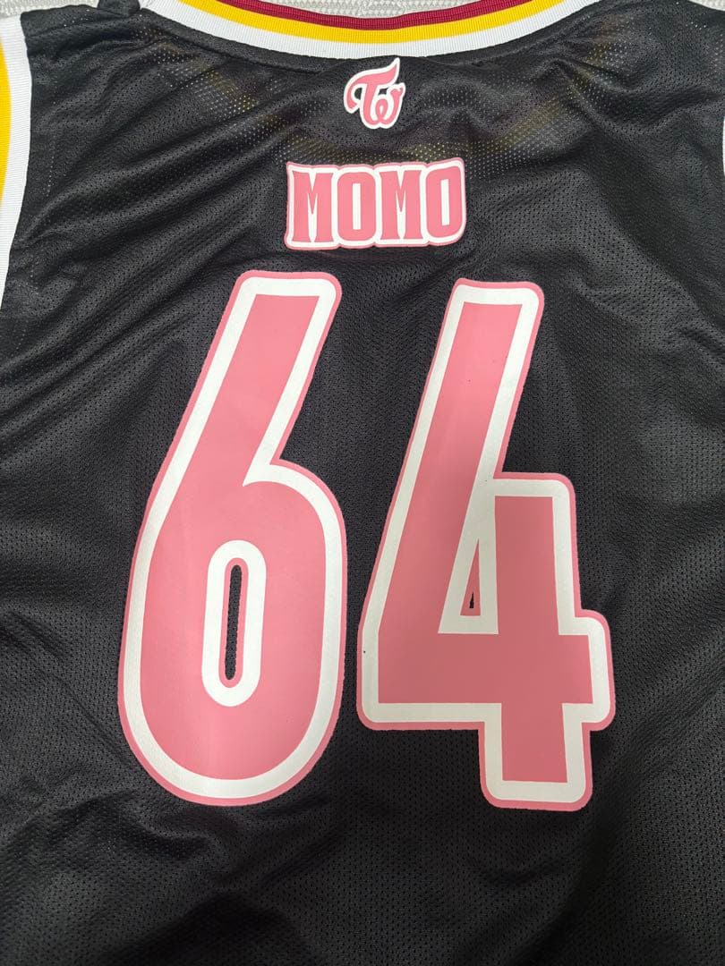 TWICE ready to be モモ MOMO MISAMOユニフォーム