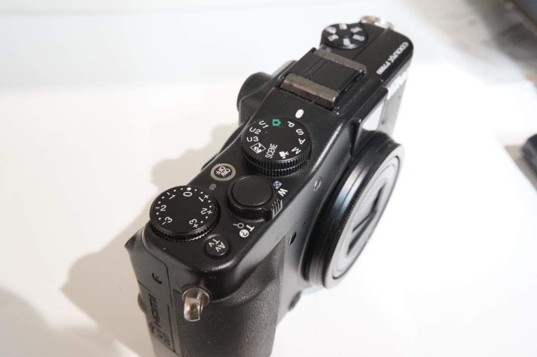 Nikon COOLPIX P7000 箱 付属品付き レンジファインダー 訳有