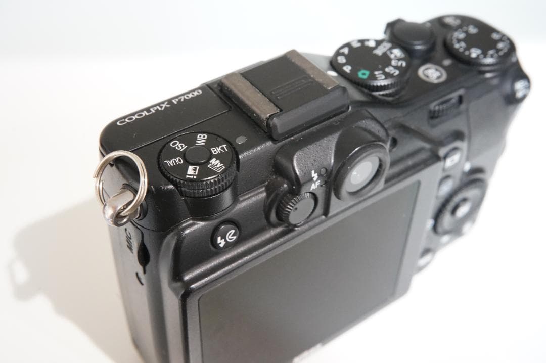Nikon COOLPIX P7000 箱 付属品付き レンジファインダー 訳有