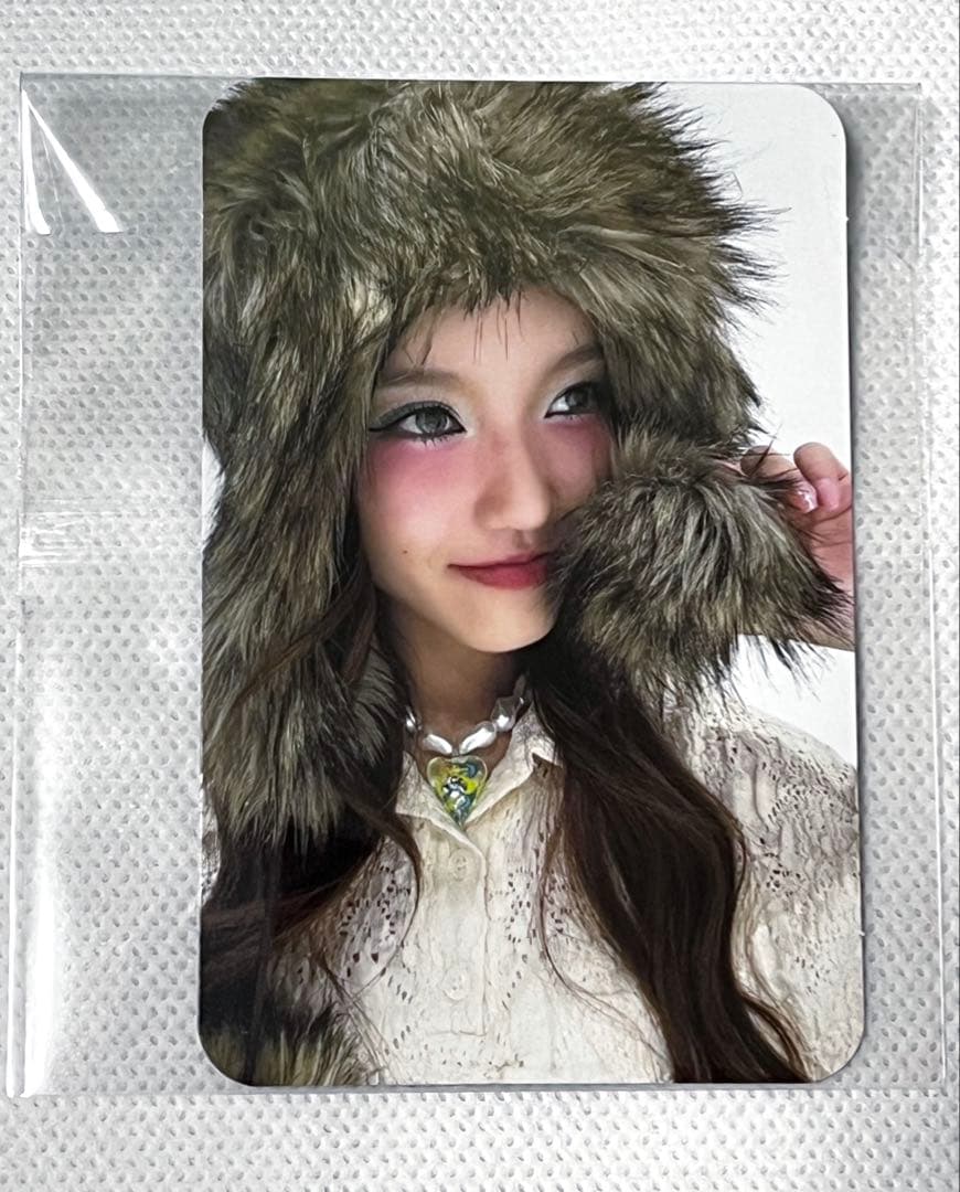 ALPHAZ アクリルキーホルダー、トレカ1枚/CHISA チサ ✧°新品✧°