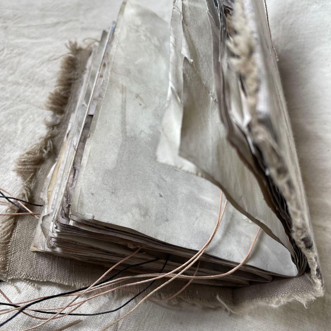 「庭に落とした本」　雑記帳　ジャンクジャーナル　アートブック