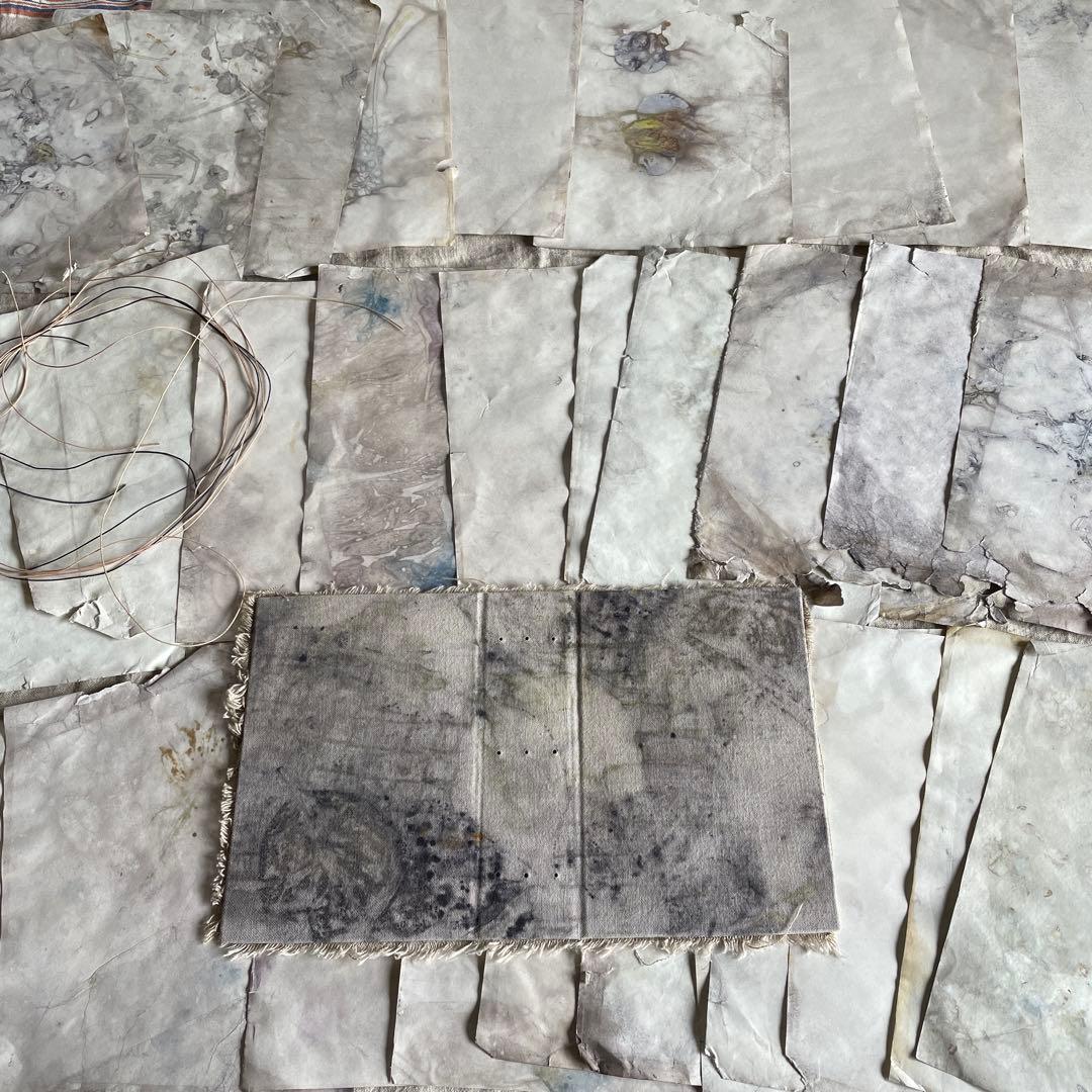 「庭に落とした本」　雑記帳　ジャンクジャーナル　アートブック