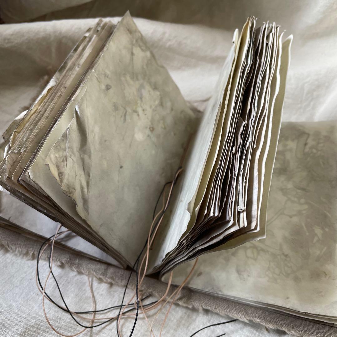 「庭に落とした本」　雑記帳　ジャンクジャーナル　アートブック