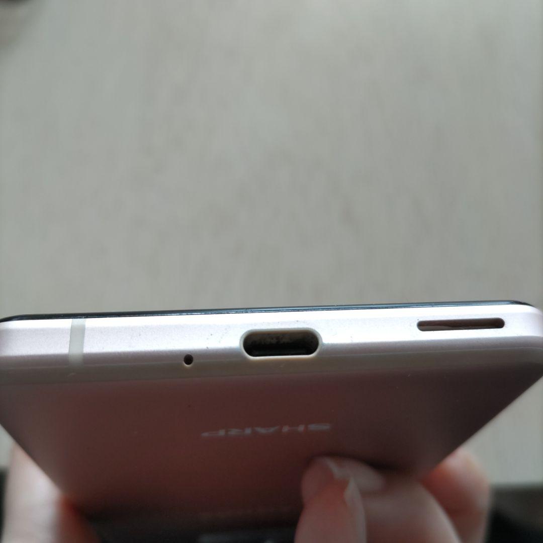 スマートフォン本体 aquos sense4 lite