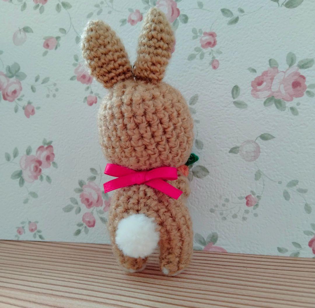 冬コーデ　ふわふわ子猫　ミルクティー子猫　ハンドメイド　あみぐるみ　キーホルダー