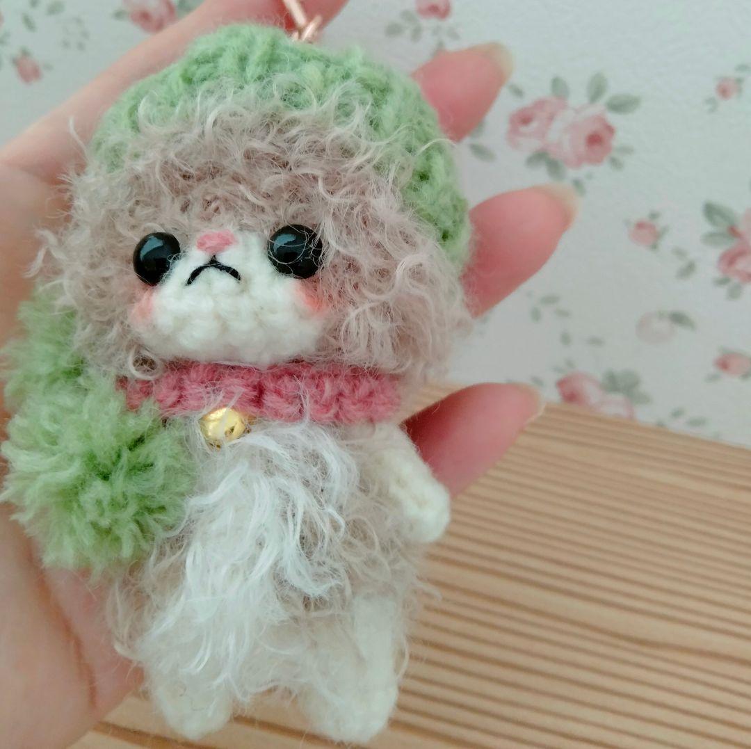 冬コーデ　ふわふわ子猫　ミルクティー子猫　ハンドメイド　あみぐるみ　キーホルダー