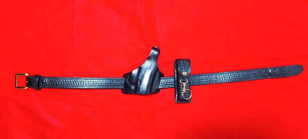 ビアンキ製革製ホルスター　エイカー製革製ベルト 　エイカー製革製ポーチ