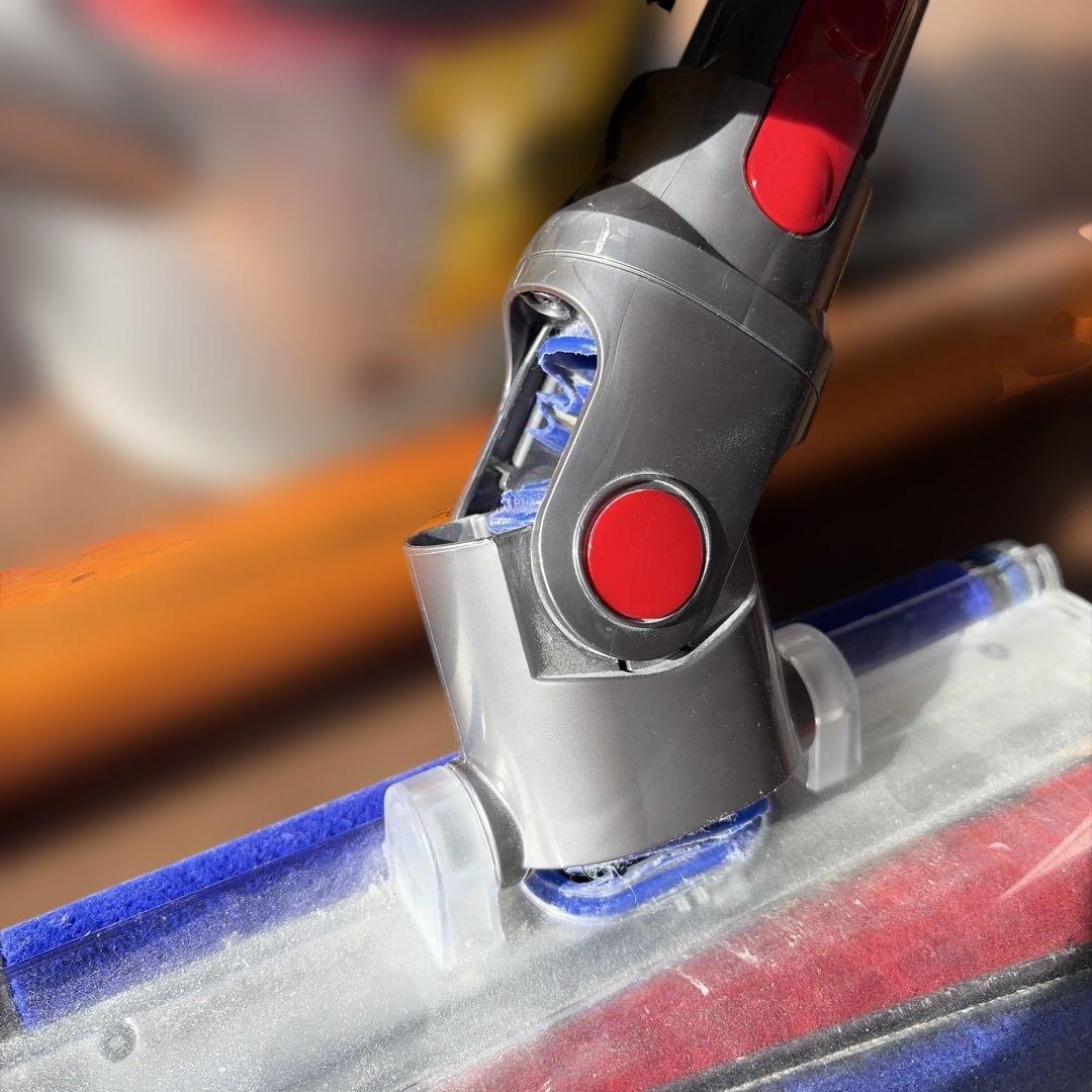 掃除機・クリーナー Dyson V8 fluffy