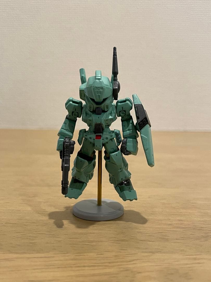 ガンダムコンバージ　#ニューガンダム 旧品番ジェガン　ハイニュー改造品