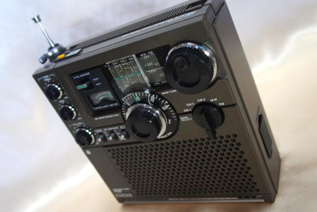 とても綺麗☆スカイセンサーICF-5900後期型☆BCLラジオ☆SONYソニー
