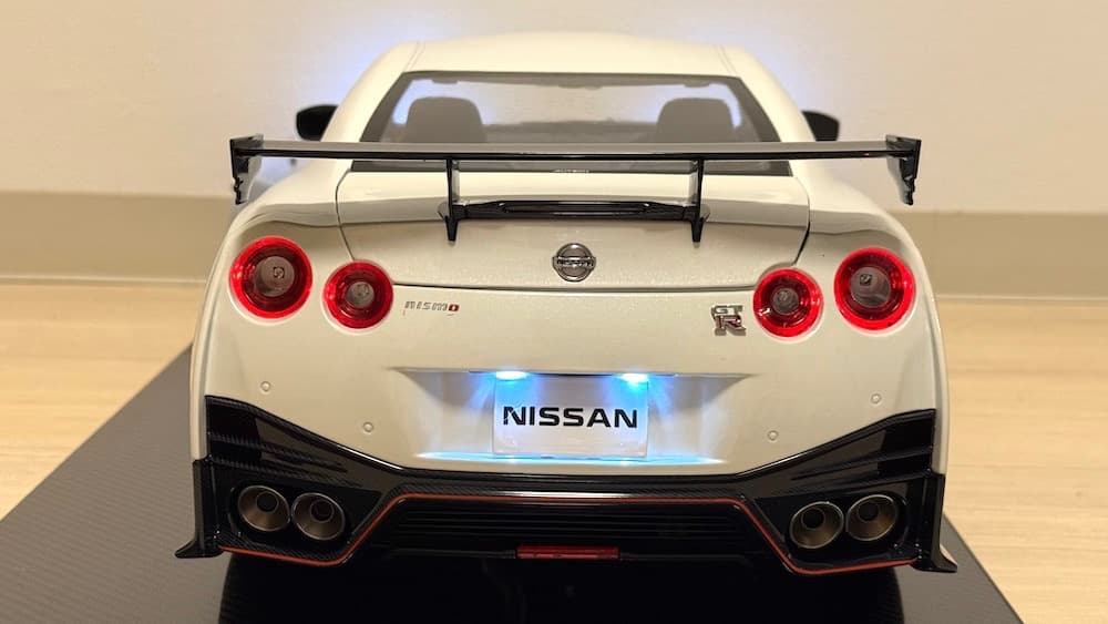 デアゴスティーニ 日産GT-R ニスモ 1/8スケール