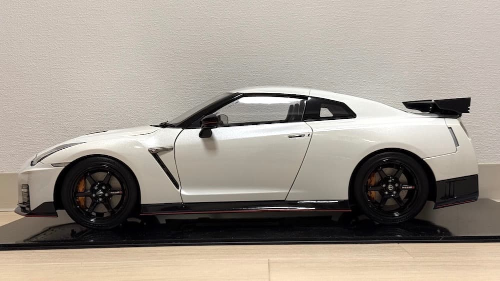 デアゴスティーニ 日産GT-R ニスモ 1/8スケール