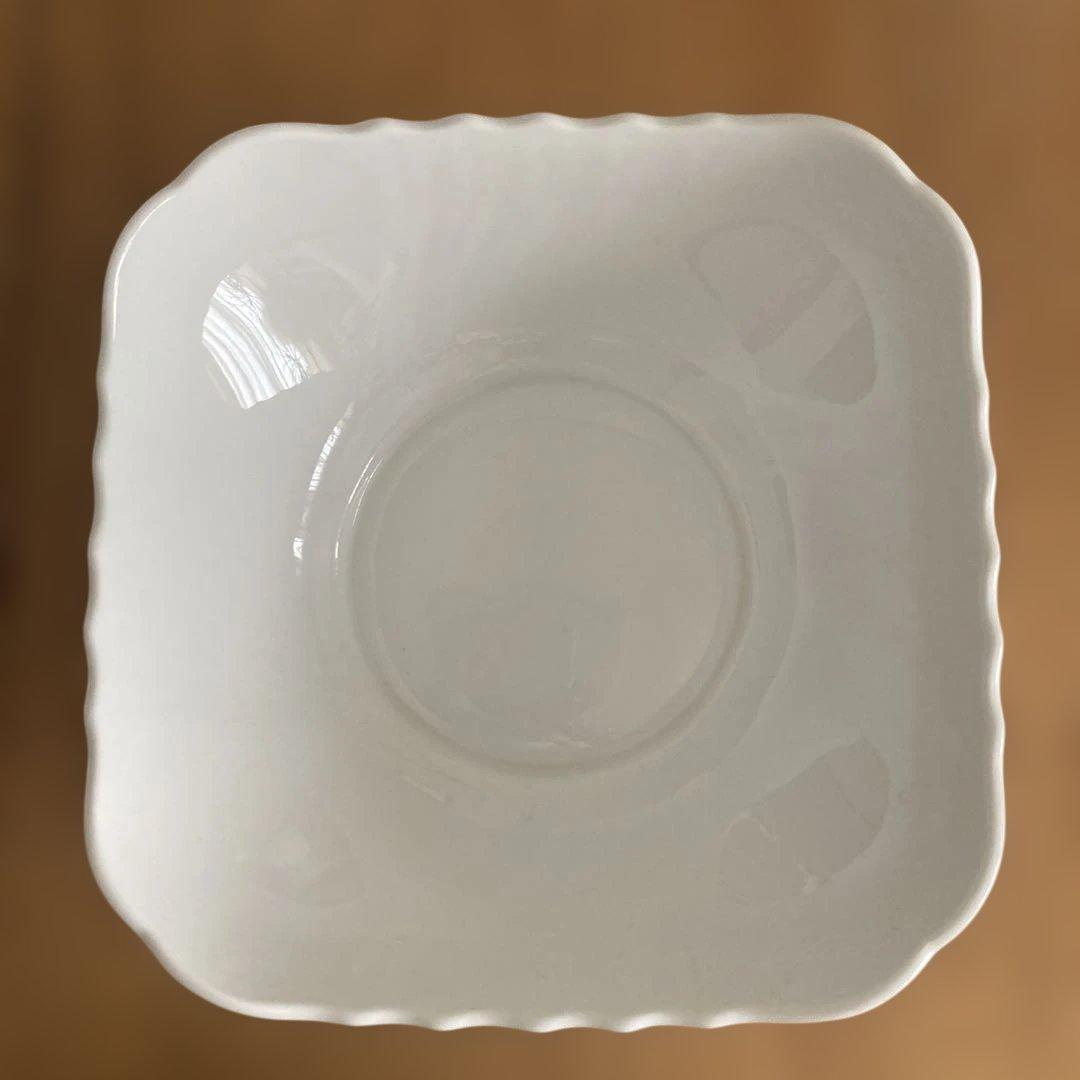 リチャードジノリ ベッキオホワイト スクエアサラダボウル　22cm