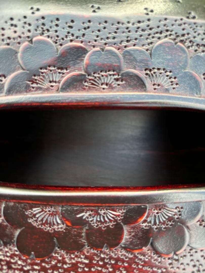 軽井沢彫り　木製桜彫刻　ティッシュボックス 伝統工芸品