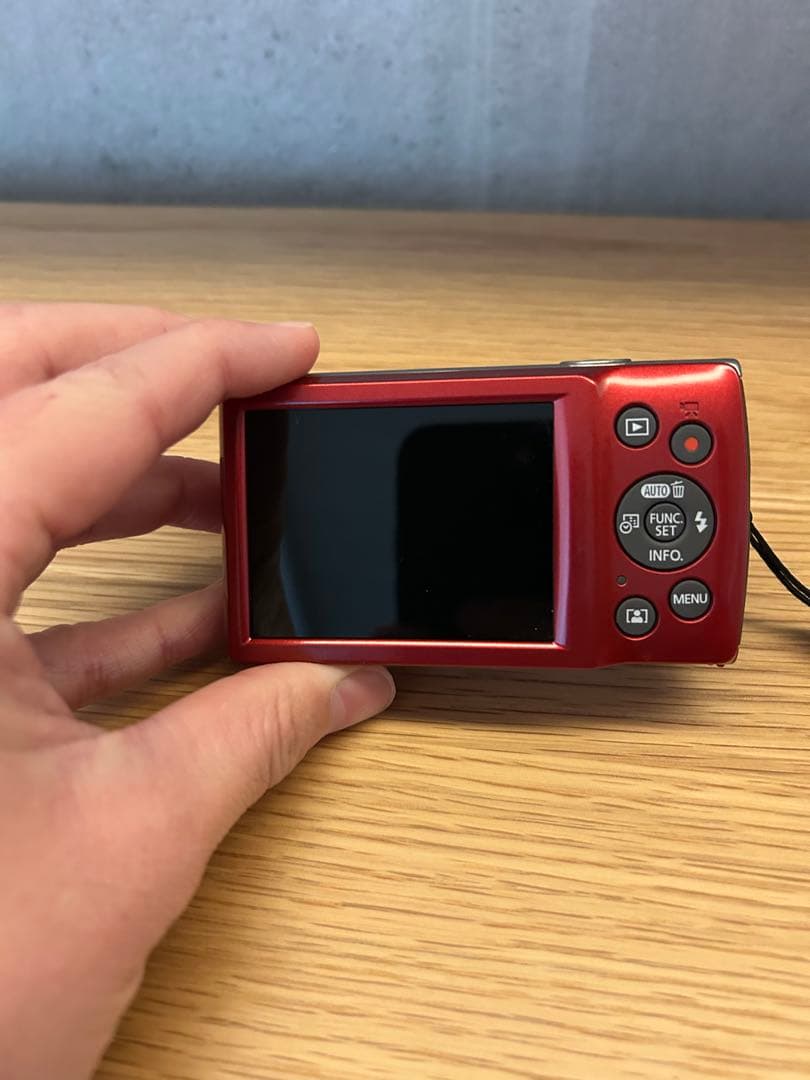 本日限定　Canon IXY 200 レッド PC2333