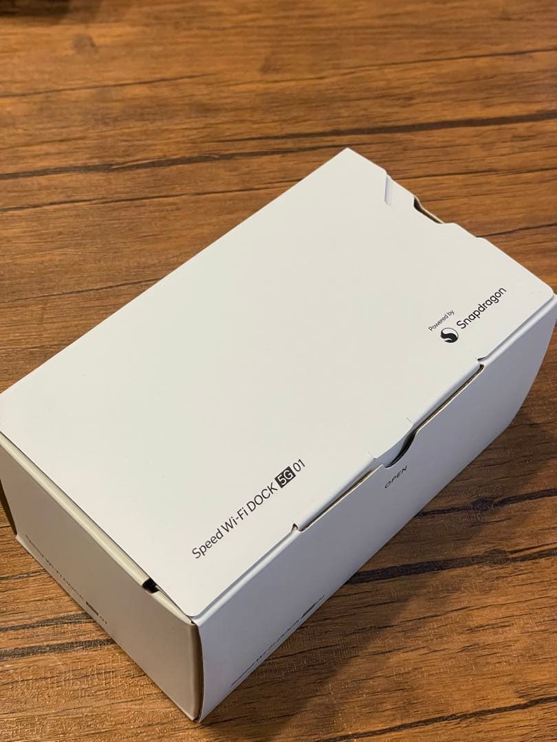 《未使用品》speed wi-fi dock 5g 01 ブラック